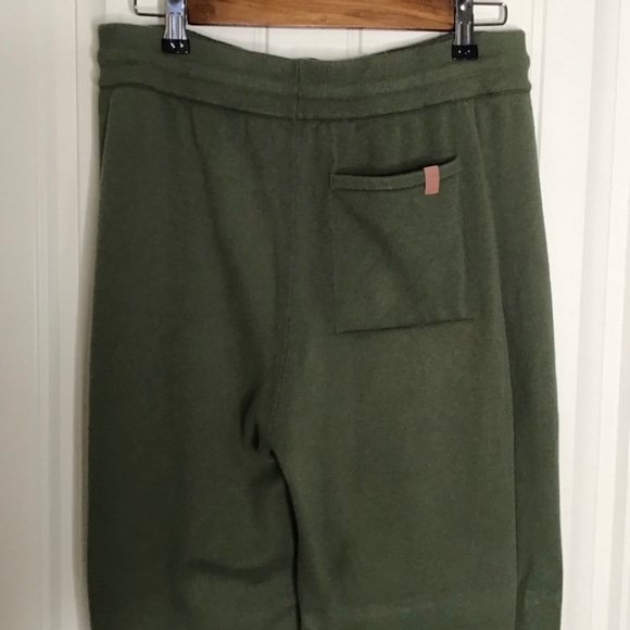 Lunya Cozy Cotton Silk Jogger in Humble Green Size Medium. - Picture 4 of 4